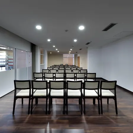 欧洲之星萨拉戈萨酒店 酒店 4*